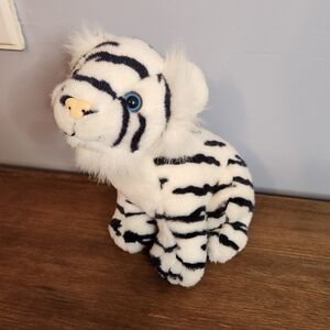 9in Busch Gardens White/Black Tiger Blue Eyes